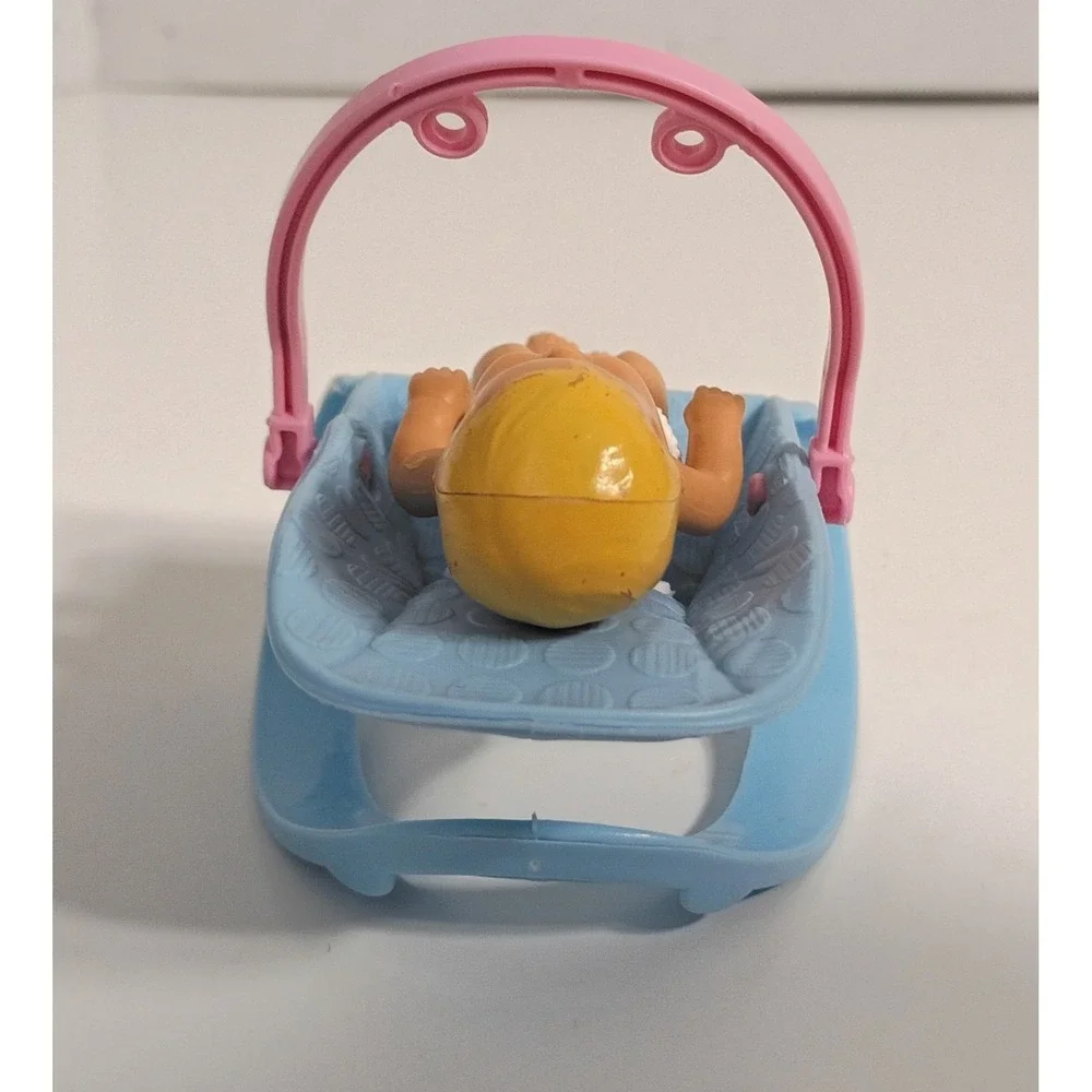 Fisher-Price Doll's House, Baby In Rocking Chair Bouncer Seat, Nursery‎ Baby